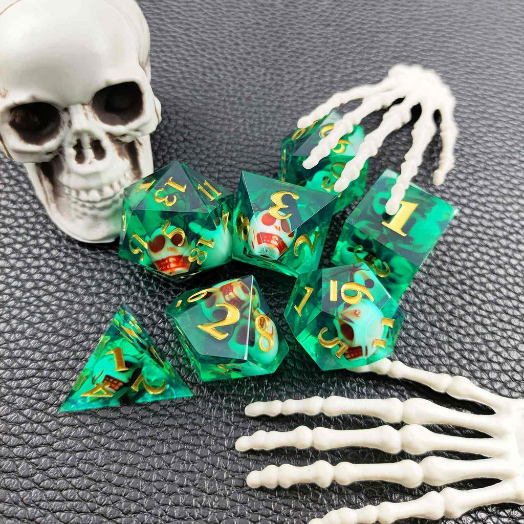 Skull Sharp Edge Polyhedral Dice Set